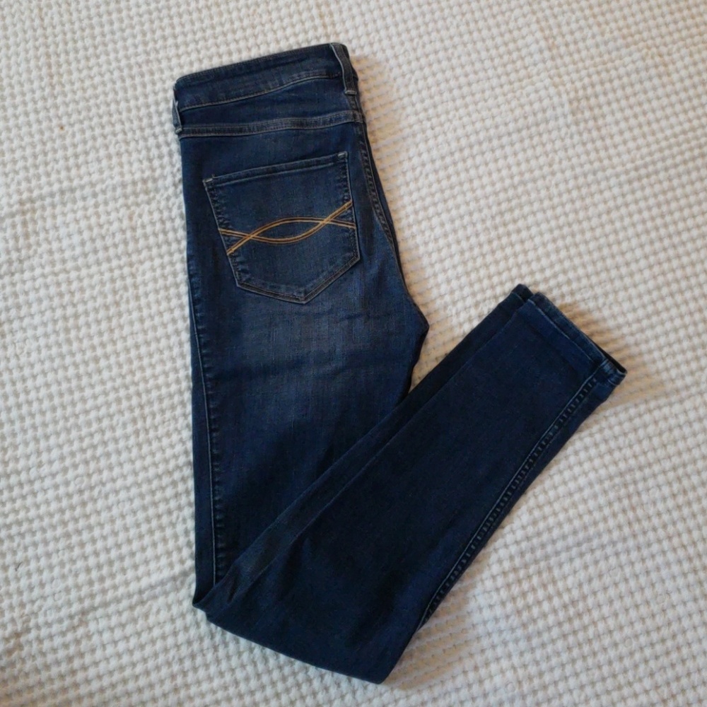 Abercrombie & Fitch high rise jean
